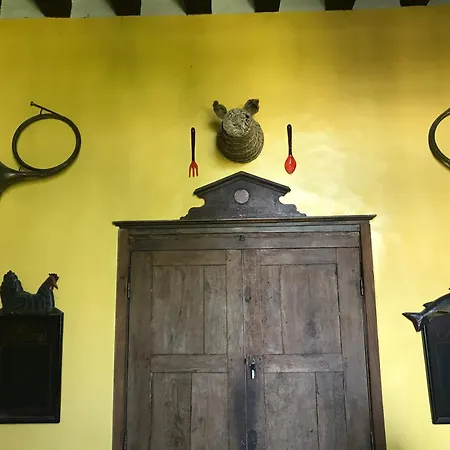 Chateau De Lassay * Saint-Michel-de-Chavaignes